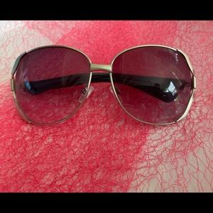 Steve Madden Women’s Sunglasses silver and zebra stripe accents